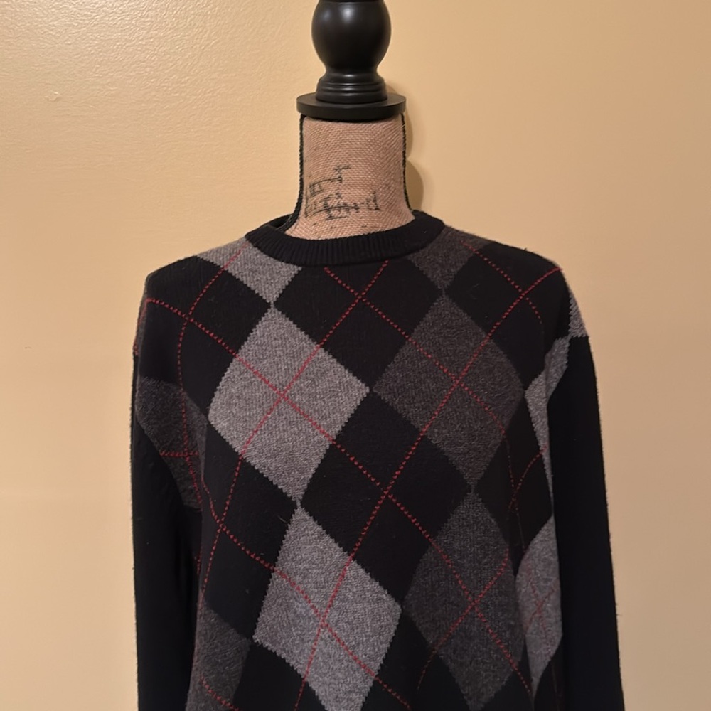 Jos A Bank sweater - Picture 2 of 11